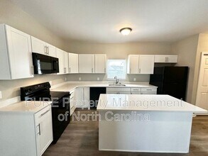 215 Cotton Grove Rd in Lexington, NC - Building Photo - Building Photo