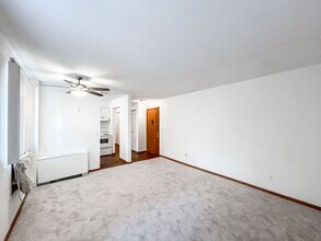 2001 Bryant Ave S in Minneapolis, MN - Building Photo - Interior Photo