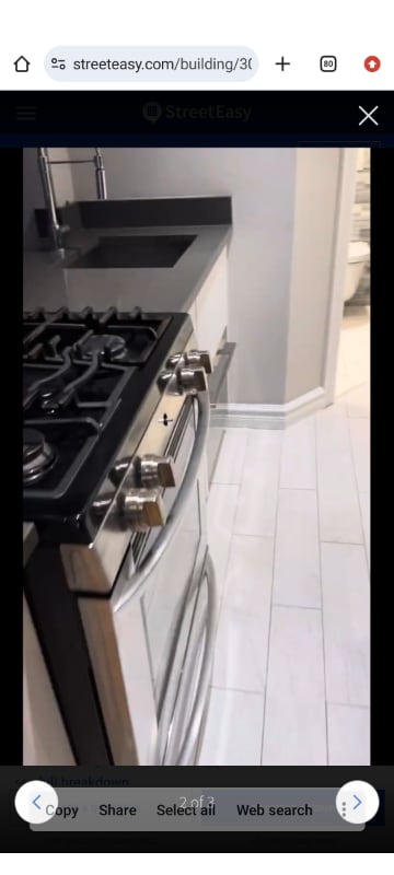 W. 97th St, Riverside Dr in New York, NY - Foto de edificio - Building Photo