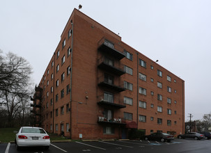 The Carolyn Condominiums in Silver Spring, MD - Building Photo - Building Photo