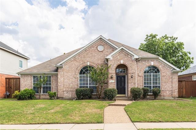 10409 Belfort Dr in Frisco, TX - Building Photo