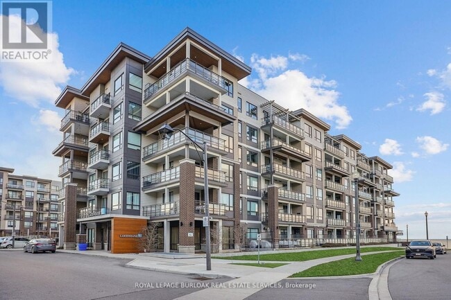 property at 10-210 Esplanade Ln