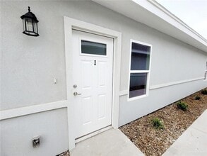 1805 E Davenport St, Unit 1 in Weslaco, TX - Building Photo - Building Photo