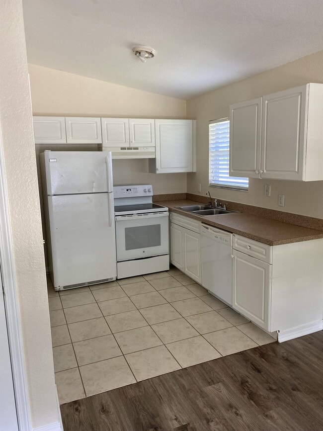 property at 6131 E Pike St