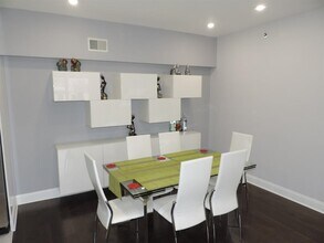 84 Bloomfield St in Hoboken, NJ - Foto de edificio - Building Photo