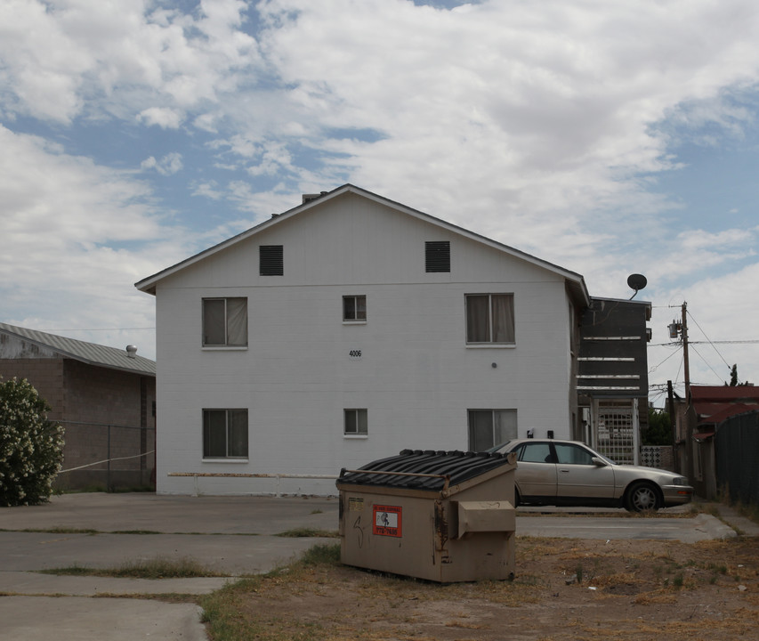 4006 Laredo Ave in El Paso, TX - Building Photo