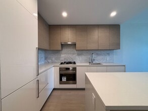 2108 Gilmore Av in Burnaby, BC - Building Photo - Building Photo