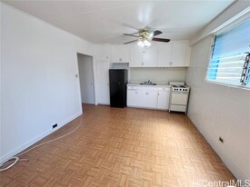 1718 Colburn St in Honolulu, HI - Building Photo