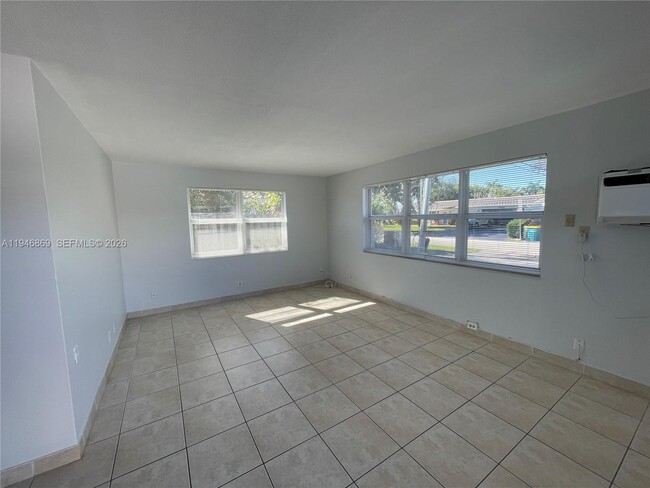 5550 NE 20th Terrace in Fort Lauderdale, FL - Building Photo - Building Photo