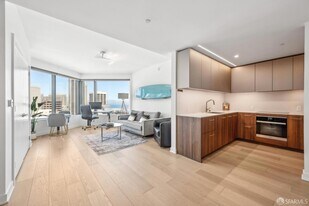280 Spear St, Unit 30H in San Francisco, CA - Building Photo