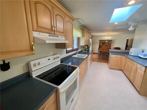 3630 W 10th St in Erie, PA - Building Photo - Building Photo