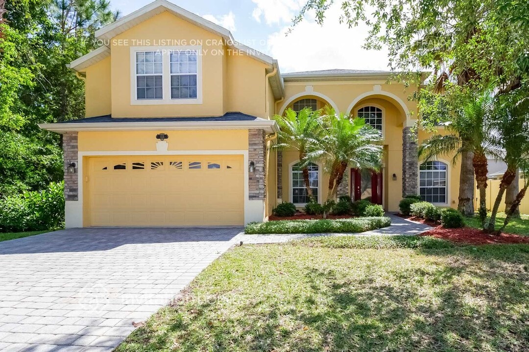 105 Hadley Dr in Sanford, FL - Building Photo