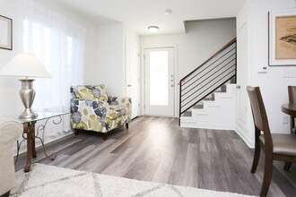 Mueller Crossing in Austin, TX - Building Photo - Interior Photo