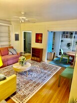 988 Memorial Dr, Unit 283 in Cambridge, MA - Building Photo