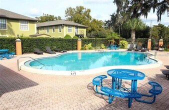 7337 Cedar Creek Ct in Winter Park, FL - Building Photo - Building Photo