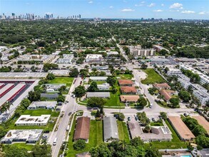 14980 NE 5th Ct-Unit -3 in Miami, FL - Building Photo - Building Photo