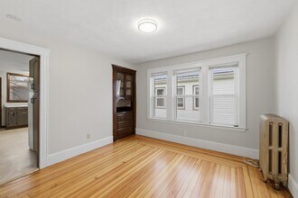 54 Thomas St in Medford, MA - Building Photo - Building Photo