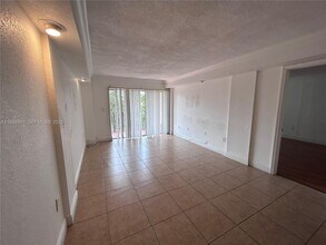 14250 SW 62nd St in Miami, FL - Building Photo - Building Photo