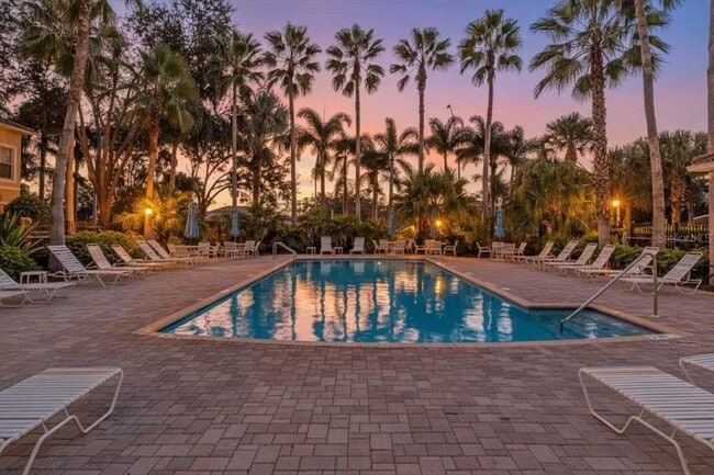 8106 Moonstone Dr in Sarasota, FL - Building Photo - Building Photo