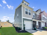 429 Pangel Ln in Duncan, SC - Foto de edificio - Building Photo