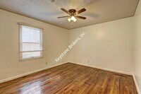 3274 Harris Dr photo'