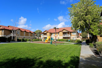 Woodland Hills in Pittsburg, CA - Building Photo - Building Photo