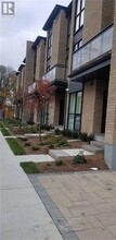 1-601 Falaise Rd in Toronto, ON - Building Photo - Building Photo