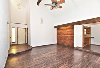 2208 W Memphis St in Broken Arrow, OK - Building Photo - Building Photo