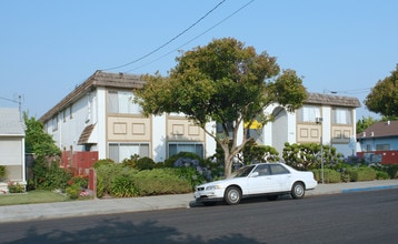 1750 Washington St in Santa Clara, CA - Building Photo - Building Photo