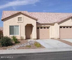 16842 S 23rd St in Phoenix, AZ - Building Photo