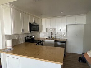 5810 Hazel Ave in Orangevale, CA - Building Photo - Building Photo