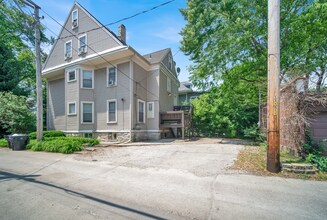 819 Gaffield Pl in Evanston, IL - Building Photo - Building Photo