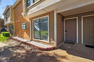 2101 Park Willow Ln in Arlington, TX - Building Photo - Building Photo