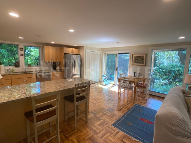 27R Eliot St, Unit 27R