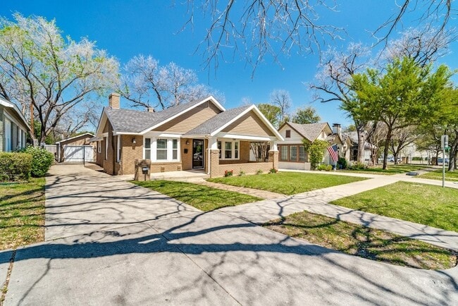 3728 Bunting Ave