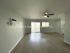 5917 Atlantic Ave in Long Beach, CA - Building Photo