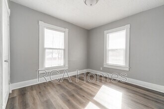 2425 N Kenwood Ave in Indianapolis, IN - Building Photo - Building Photo