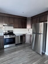 6204 Hillmeyer Rd, Unit Apt 2 in Arverne, NY - Building Photo - Building Photo