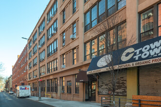 227 Taaffe Plz in Brooklyn, NY - Building Photo - Building Photo