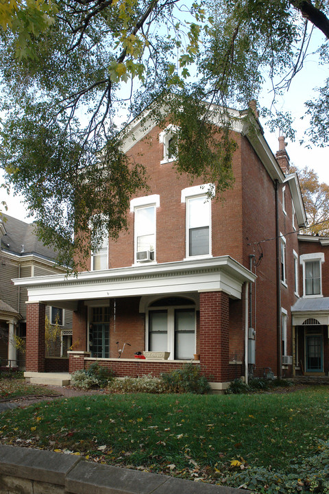 1433 Highland Ave in Louisville, KY - Foto de edificio