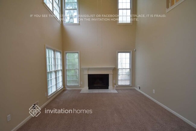 639 Mountain Oaks Pkwy in Stone Mountain, GA - Foto de edificio - Building Photo