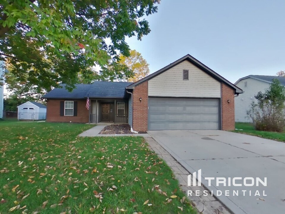 88 Westview Pl in Bargersville, IN - Foto de edificio