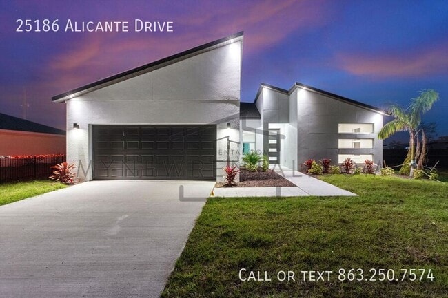 25186 Alicante Dr in Punta Gorda, FL - Building Photo - Building Photo