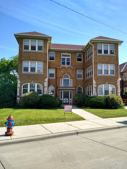 4552 W Wells St, Unit 6