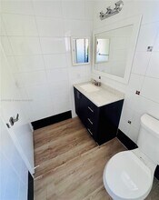 4724 NW 114th Ave-Unit -202 in Doral, FL - Building Photo - Building Photo