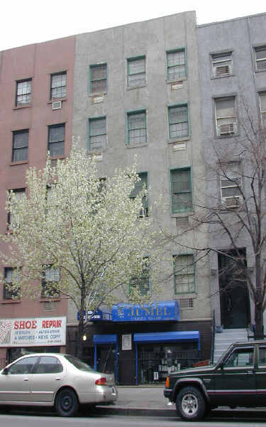 311-313 E 14th St in New York, NY - Foto de edificio