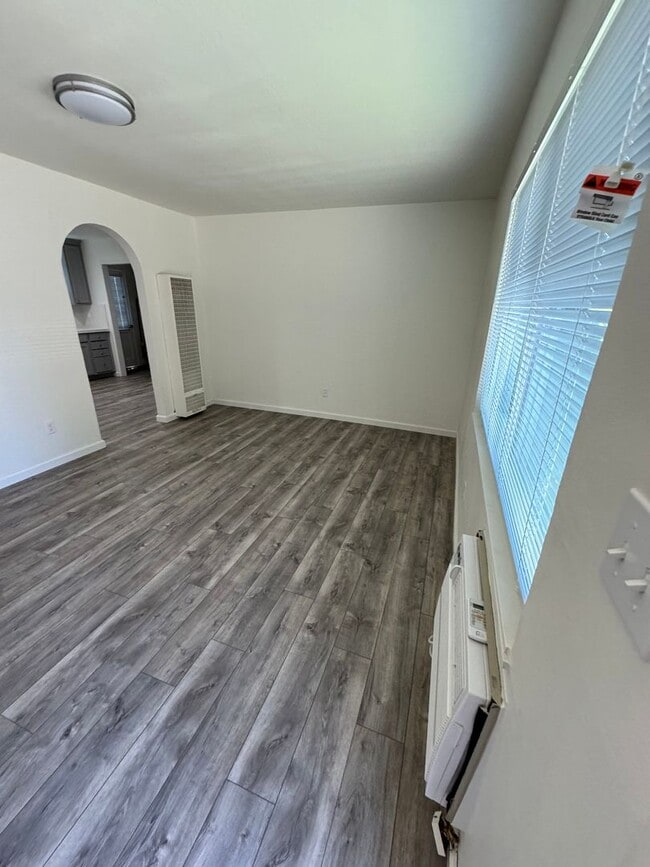 1507 S Cherokee Ln in Lodi, CA - Building Photo - Building Photo