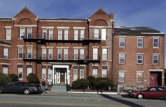 Mayfair Apartments in Lowell, MA - Building Photo - Building Photo