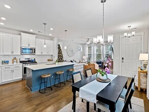 658 Blueway Ave in Summerville, SC - Building Photo - Building Photo