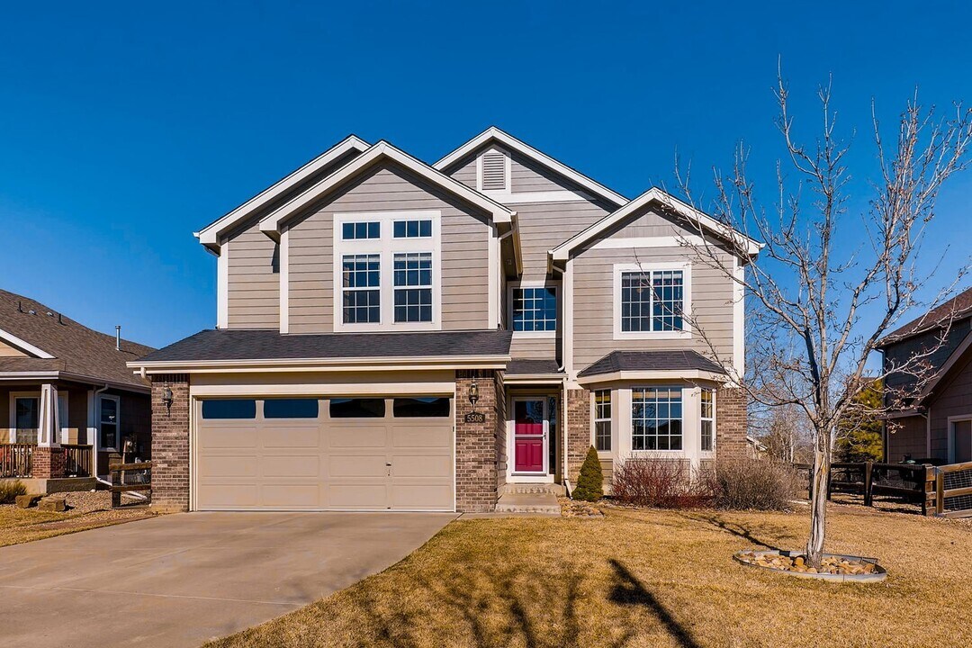 5508 Clover Basin Dr in Longmont, CO - Building Photo